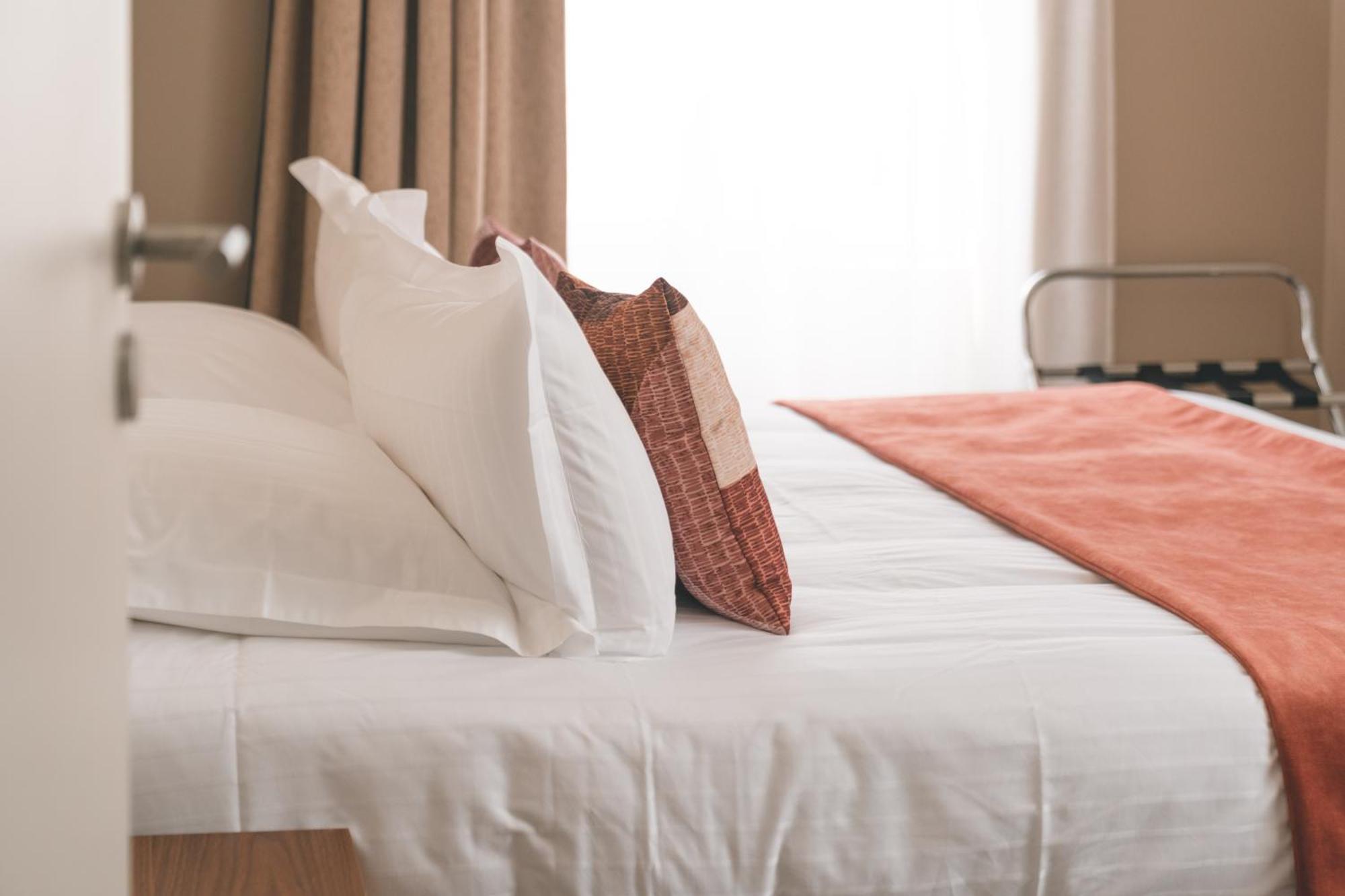 Logis Hotel Et Restaurant La Pension Du Moulin Pont-Aven Ngoại thất bức ảnh